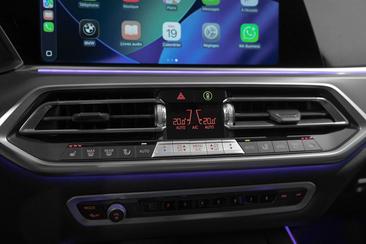 BMW X5 45e — photo 8