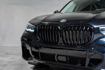 BMW X5 45e — photo 9