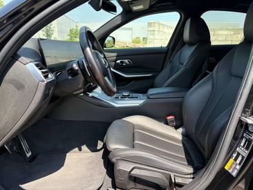 BMW 320e M Sport — photo 10