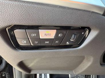 BMW 320e M Sport — photo 20