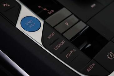 BMW I4 M Sport EDrive40 — photo 31