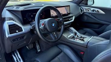 BMW XM — photo 7