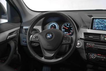 BMW X1 SDrive18i — photo 14