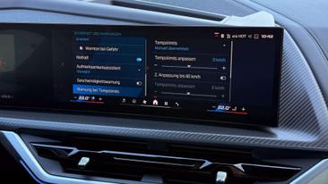 BMW XM — photo 32
