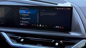 BMW XM — photo 33