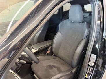 BMW IX1 XDrive30 — photo 7