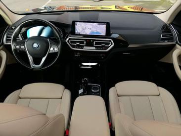 BMW X3 XDrive30e — photo 7