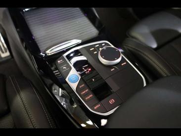 BMW iX3 M Sport — photo 12