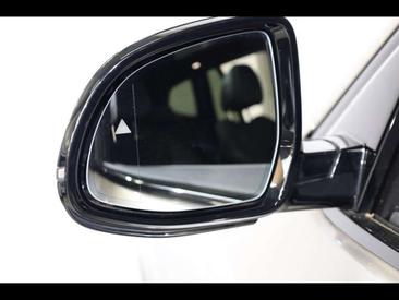 BMW iX3 M Sport — photo 16
