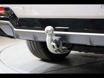 BMW iX3 M Sport — photo 17
