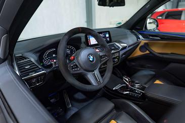 BMW X3 M M Competition — photo 9