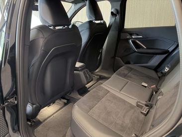 BMW IX1 XDrive30 — photo 14