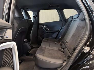 BMW IX1 XDrive30 — photo 15