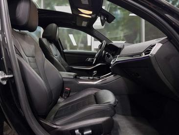 BMW 330i M Sport — photo 7