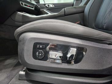 BMW X5 M Sport XDrive50e — photo 7
