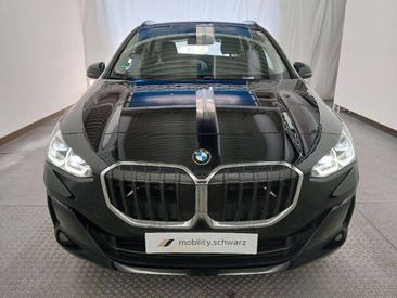 BMW 218i Active Tourer — photo 3
