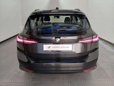 BMW 218i Active Tourer — photo 4