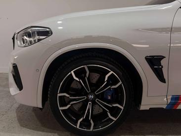 BMW X4 M M Competition — photo 11