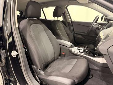BMW 118 118i — photo 15