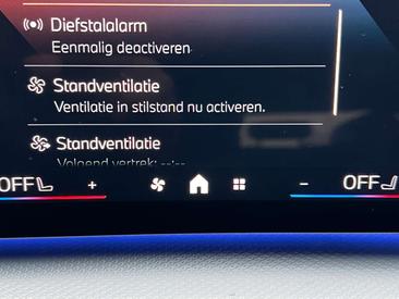 BMW X1 SDrive18i — photo 22