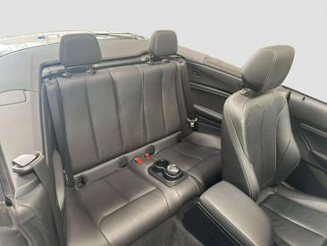 BMW Série 2 240 XDrive — photo 11