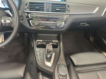 BMW Série 2 240 XDrive — photo 18