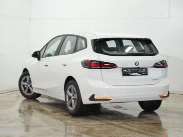 BMW 218d Active Tourer 218d — photo 4
