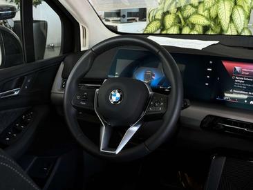 BMW Série 2 — photo 16