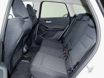 BMW 218d Active Tourer 218d — photo 7