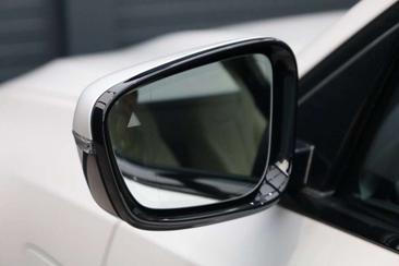 BMW Série 3 Touring 320e — photo 11
