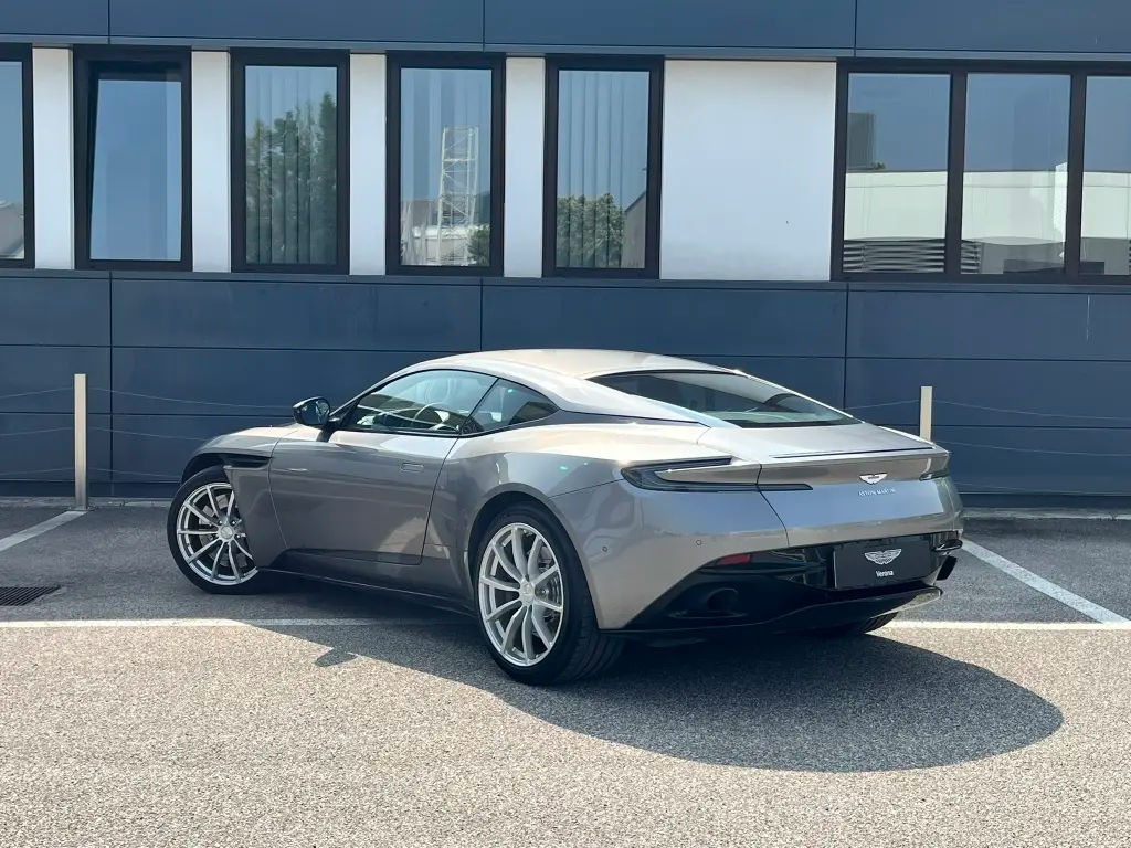 Aston Martin DB11 V12 AMR Coupe 5.2 - 2019 - Joinsteer - #2