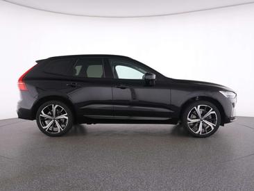 Volvo XC60 B4 Plus — photo 11