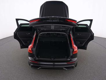Volvo XC60 B4 Plus — photo 13