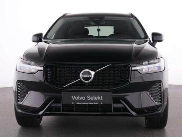 Volvo XC60 B4 Plus — photo 14
