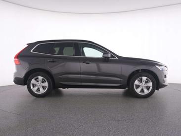 Volvo XC60 B4 Core — photo 11