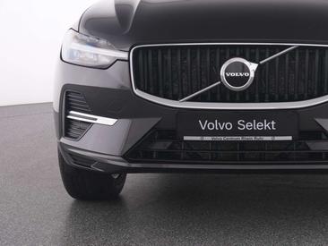 Volvo XC60 B4 Core — photo 16