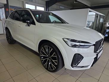 Volvo XC60 B5 R-Design — photo 5