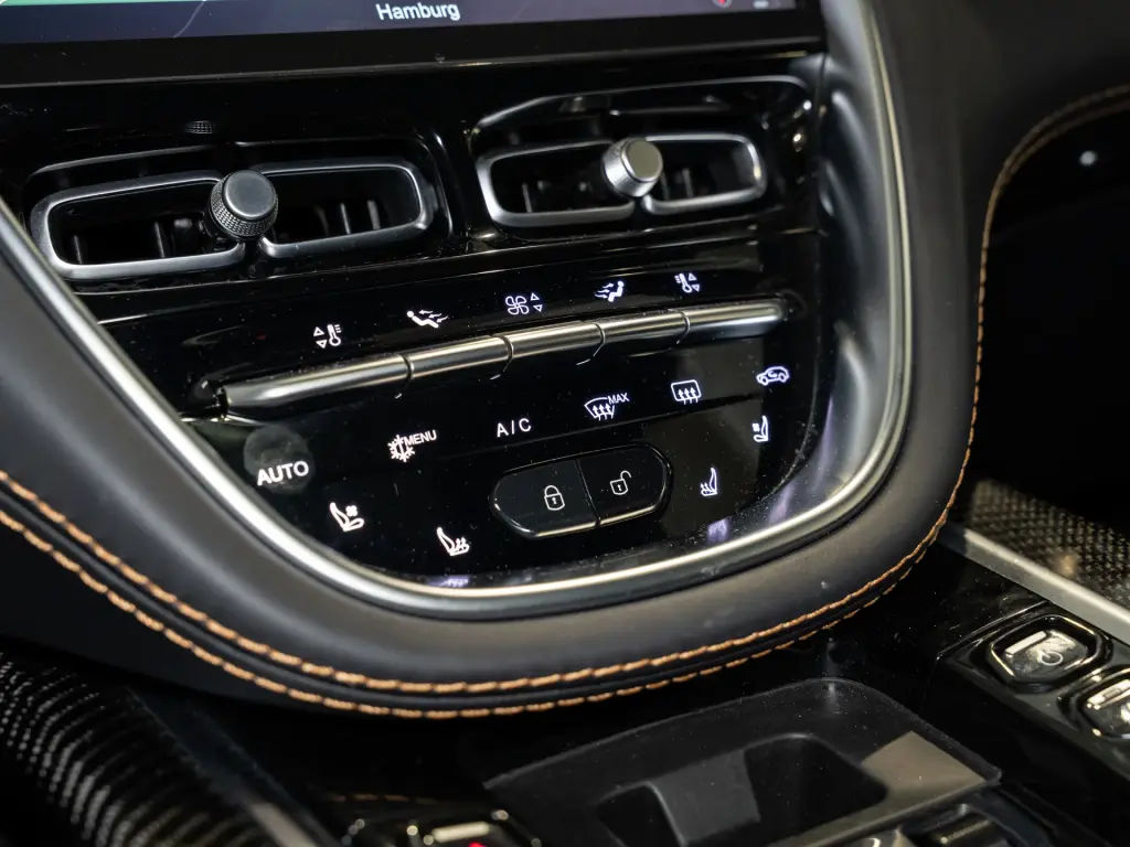 Aston Martin DBX SUV 4.0 - 2022 - Joinsteer - #29