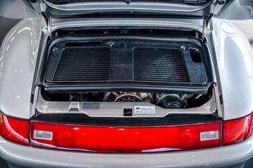 Porsche 993 Turbo — photo 9