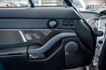 Porsche 993 Turbo — photo 16