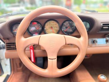 Porsche 964 Carrera 2 — photo 12