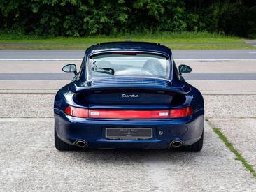 Porsche 993 Turbo — photo 11