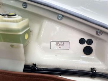Porsche 964 Carrera 2 — photo 17