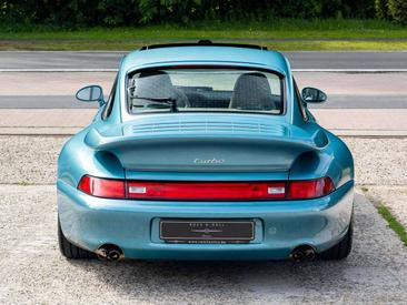 Porsche 993 Turbo — photo 11