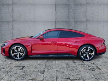 Audi E-tron GT 60 — photo 3