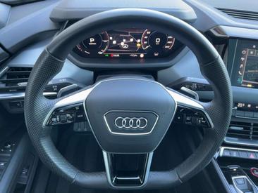 Audi E-tron GT 60 — photo 9