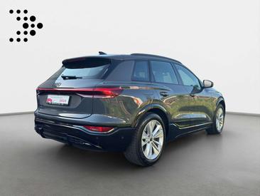 Audi SQ6 E-tron — photo 14