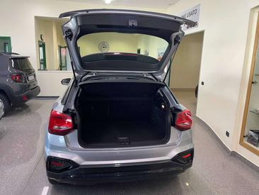 Audi Q2 Advanced 35 TFSI — photo 7