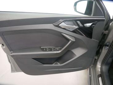 Audi A1 S Line 35 TFSI — photo 15