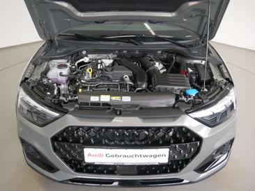Audi A1 S Line 35 TFSI — photo 17
